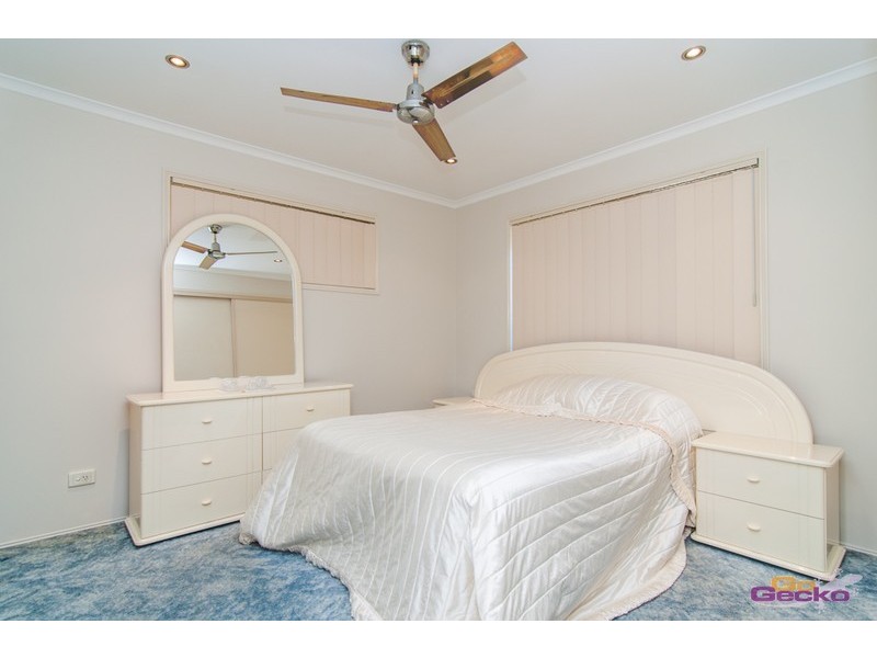 2/18 Wavey Street, Zillmere QLD 4034