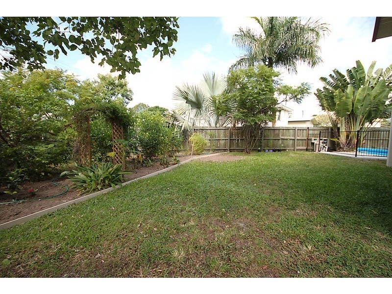 16 Coulter Crescent, Northgate QLD 4013