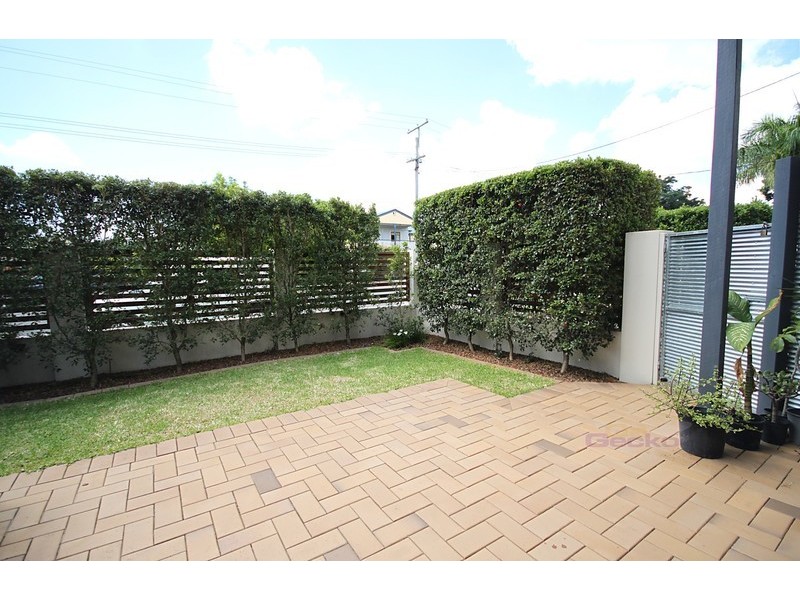 2/108 Amelia Street, Nundah QLD 4012