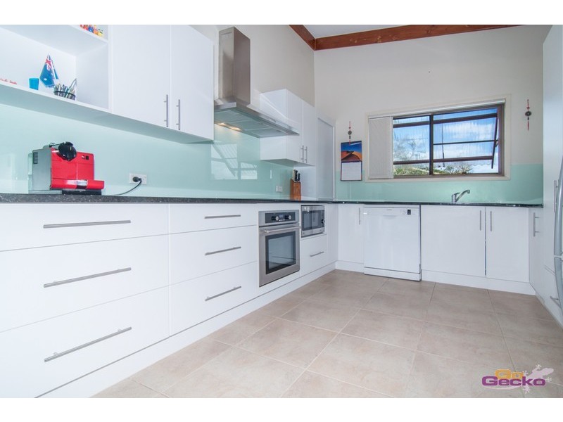 12 Calypso Court, Eatons Hill QLD 4037