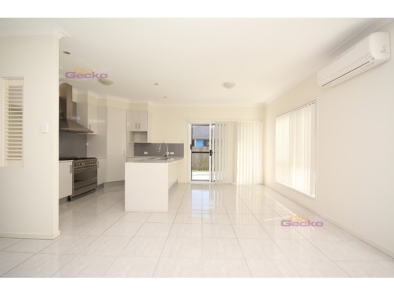 14 Pressland Street, Carseldine QLD 4034