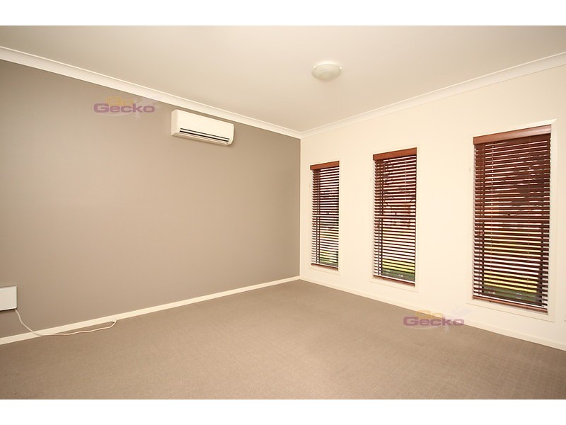 14 Pressland Street, Carseldine QLD 4034