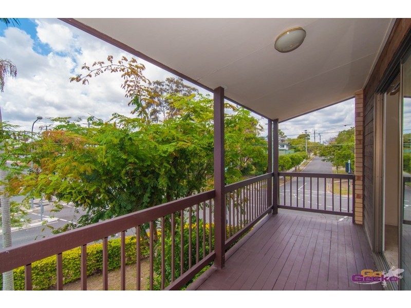 2 Whites Road, Chermside West QLD 4032