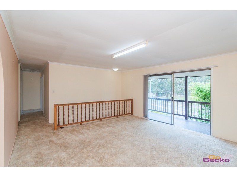 2 Whites Road, Chermside West QLD 4032