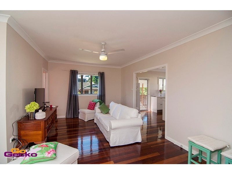 8 Paradise Street, Banyo QLD 4014