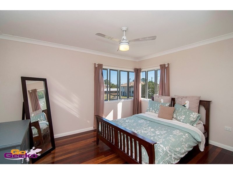 8 Paradise Street, Banyo QLD 4014