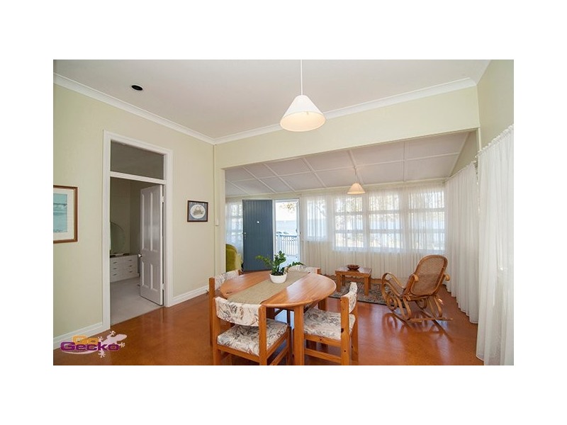 26 Allpass Pde, Shorncliffe QLD 4017