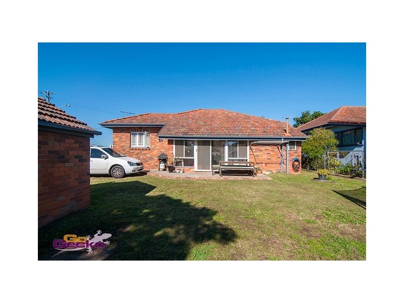 219 Rode Rd, Wavell Heights QLD 4012