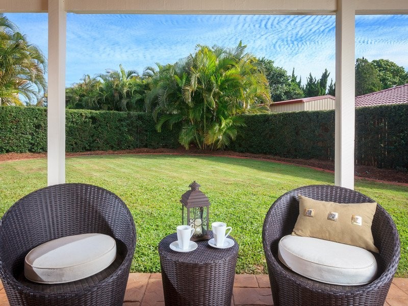 6 Glenside Pl, Bridgeman Downs QLD 4035