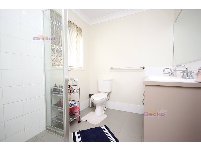 33 Junior Tce, Northgate QLD 4013