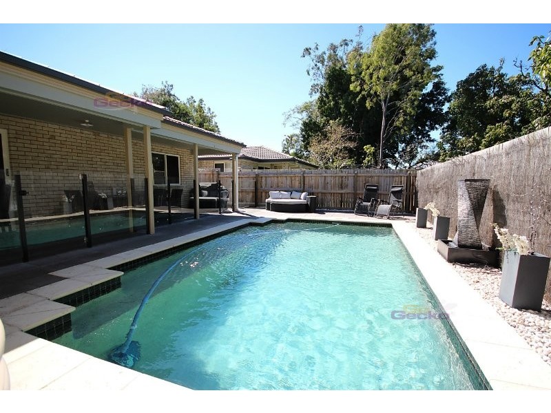 33 Junior Tce, Northgate QLD 4013