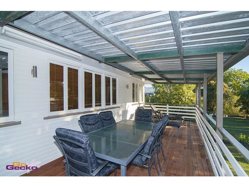 15 Centre st, Strathpine QLD 4500