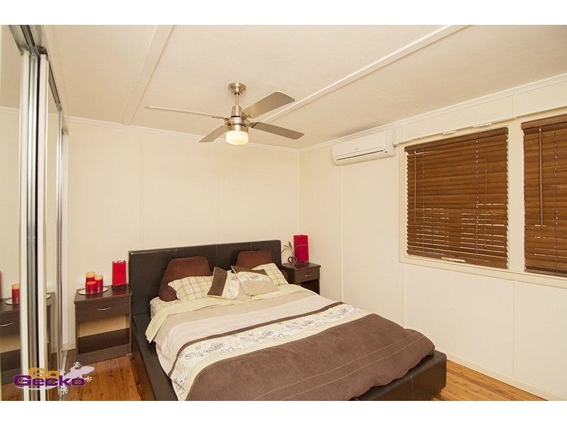 15 Centre st, Strathpine QLD 4500