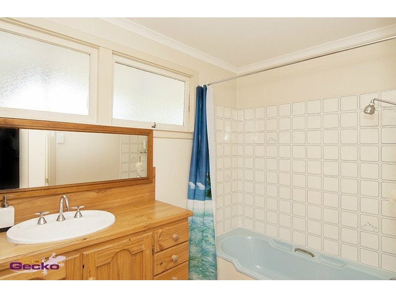 15 Centre st, Strathpine QLD 4500