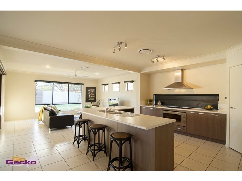 51 Watcombe St, Wavell Heights QLD 4012