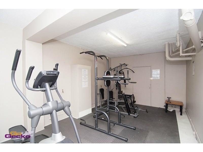 2/483 Sandgate Rd, Albion QLD 4010