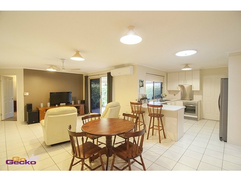 15 Ilinga Place, Kallangur QLD 4503