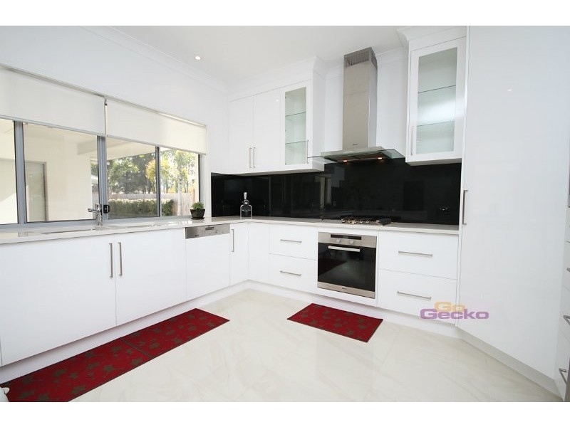 19 Silverbirch Place, Bridgeman Downs QLD 4035