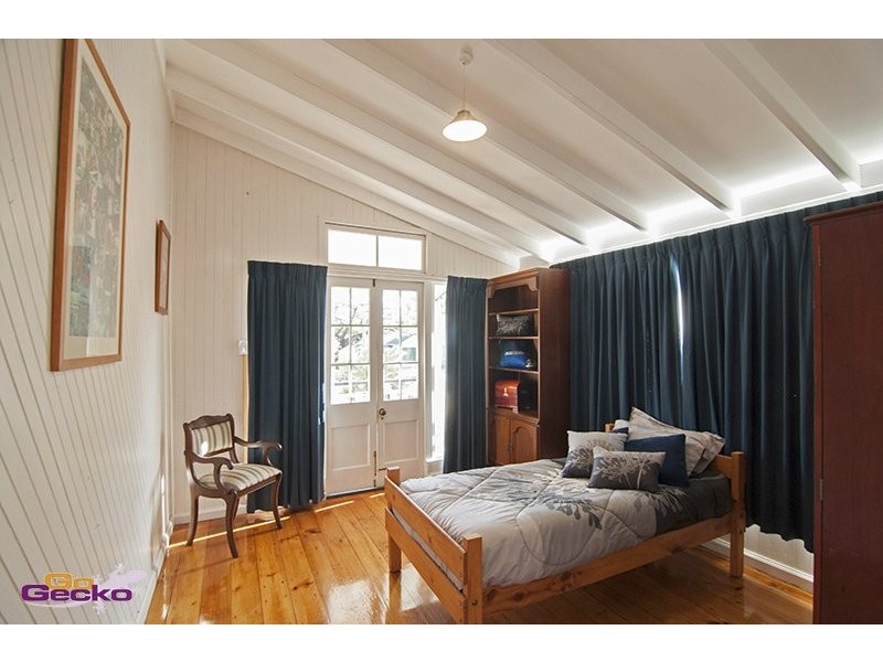 120 Manson Rd, Hendra QLD 4011