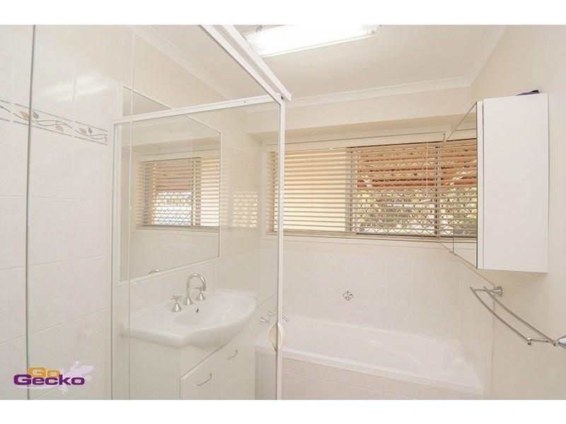 1 Cedarwood St, Bracken Ridge QLD 4017