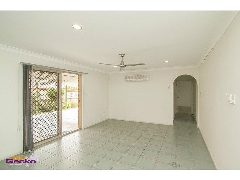15 Songbird Way, Taigum QLD 4018
