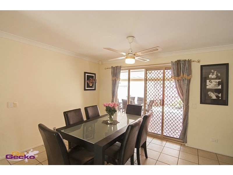 26 Azalea Crescent, Fitzgibbon QLD 4018