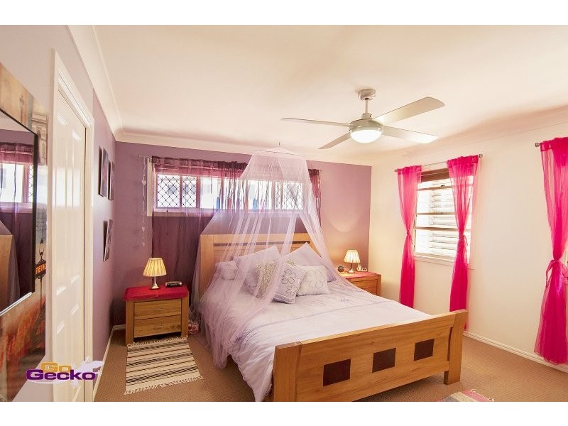 29 Kinmond Ave, Wavell Heights QLD 4012