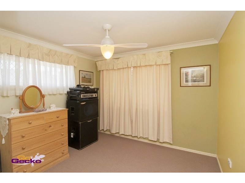 29 Kinmond Ave, Wavell Heights QLD 4012