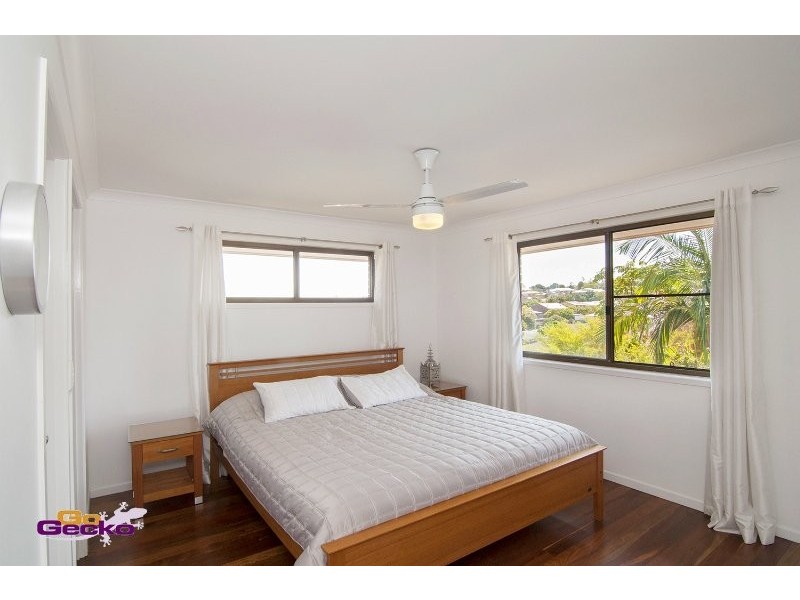 19 Stonycroft St, Aspley QLD 4034