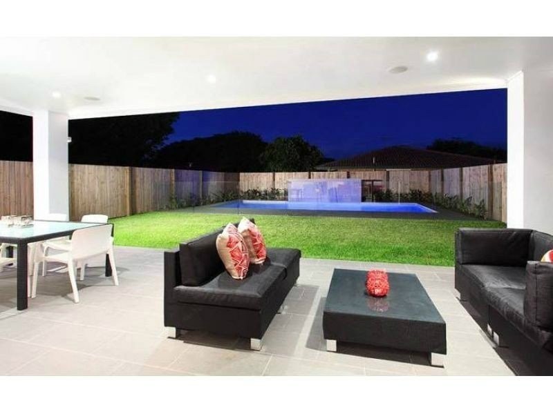 30 Oates Parade, Northgate QLD 4013