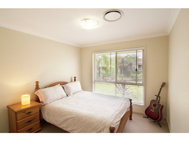 14 Oltrarno Place, Bridgeman Downs QLD 4035