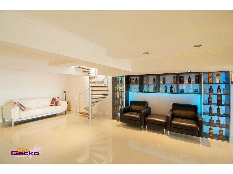 16 Knutsford Street, Chermside West QLD 4032