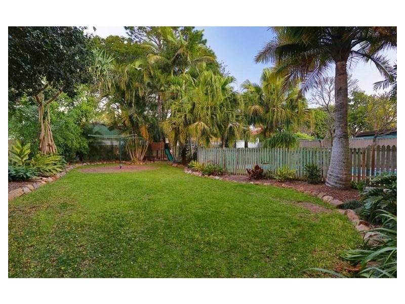 21 Forrest St, Nudgee QLD 4014