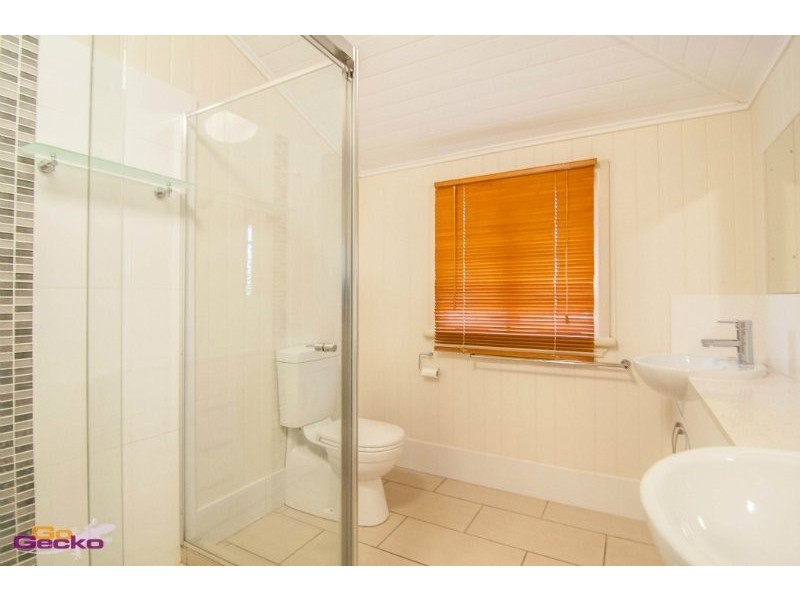 2 Kelly Road, Banyo QLD 4014