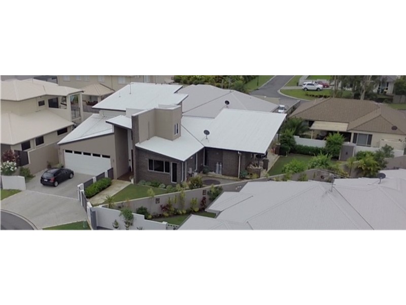 14 Silverbirch Pl, Bridgeman Downs QLD 4035