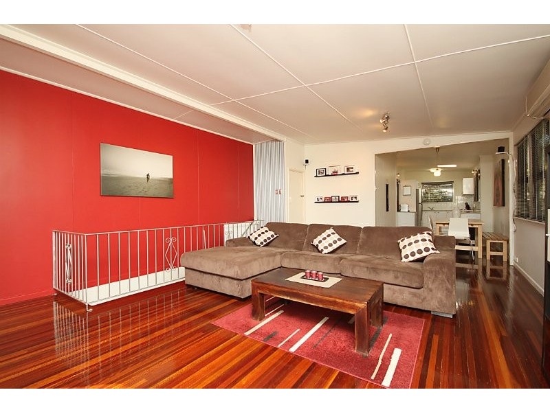 69 Vernon Street, Nundah QLD 4012