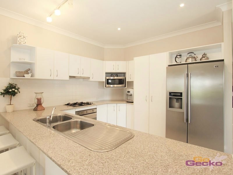 63 Petrie Crescent, Aspley QLD 4034