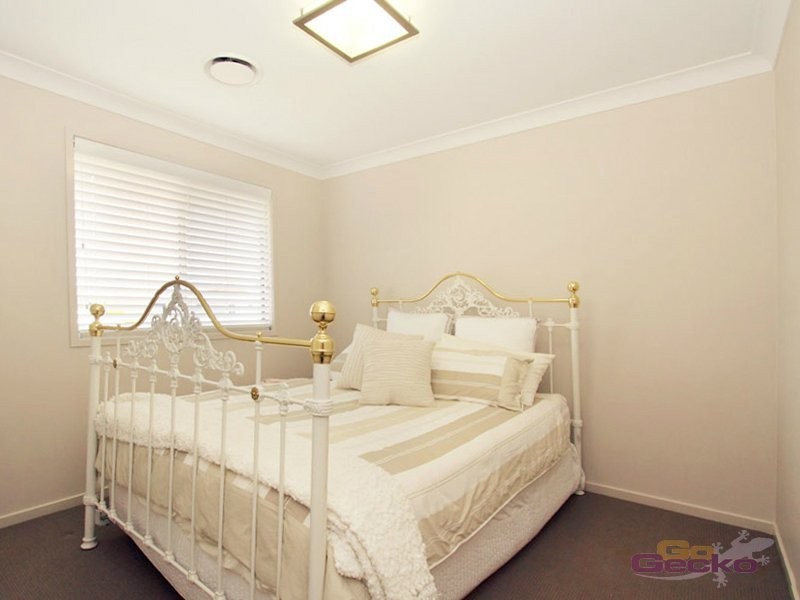 63 Petrie Crescent, Aspley QLD 4034