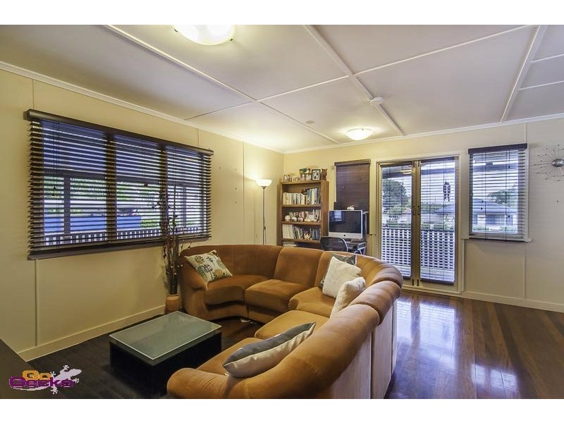 15 Ettarre Street, Bracken Ridge QLD 4017