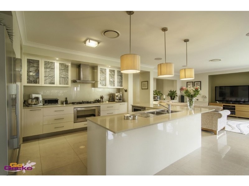 80 Lillydale St, Carseldine QLD 4034