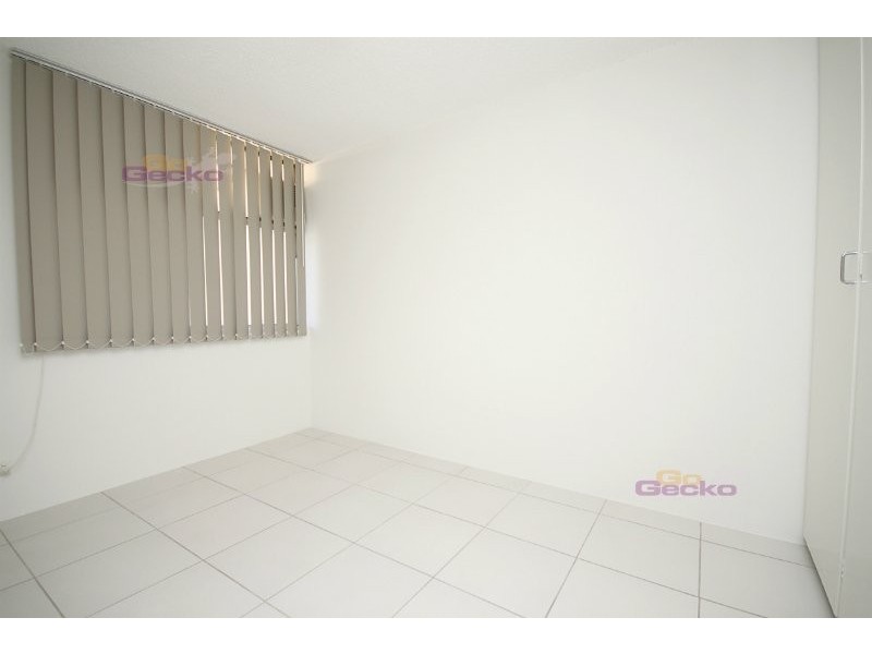 1/327 Zillmere Rd, Zillmere QLD 4034