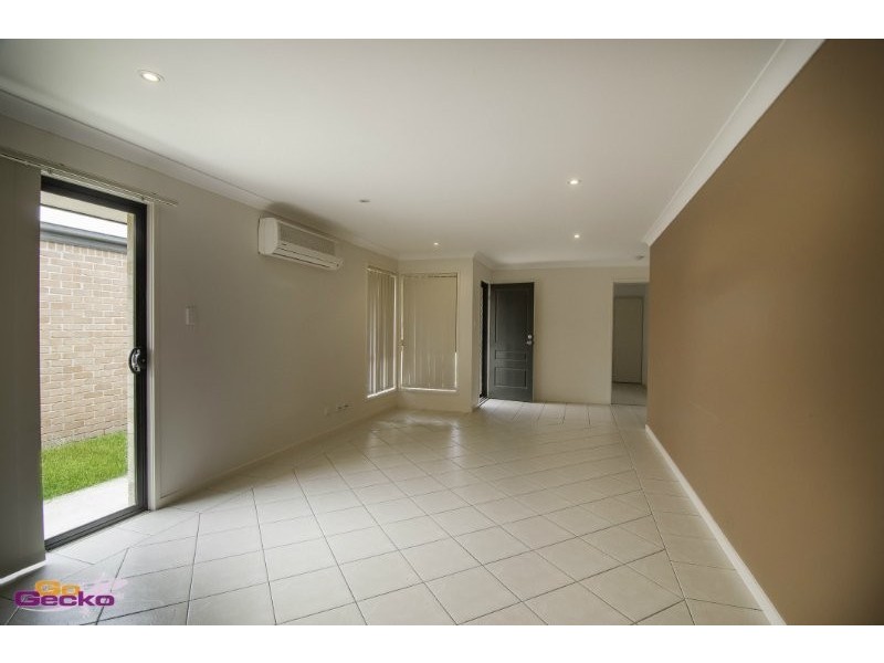 7 Caribou Crescent, Fitzgibbon QLD 4018