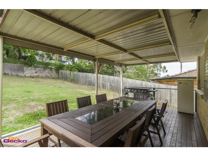 79 Maundrell Terrace, Chermside West QLD 4032