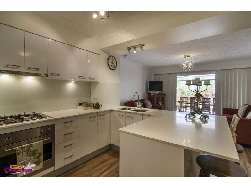 2/7 Dobson Street, Ascot QLD 4007