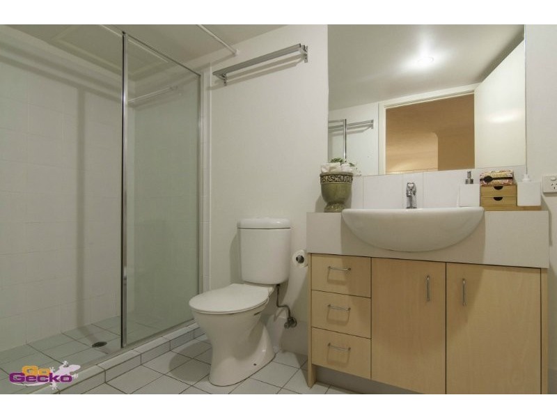 2/7 Dobson Street, Ascot QLD 4007