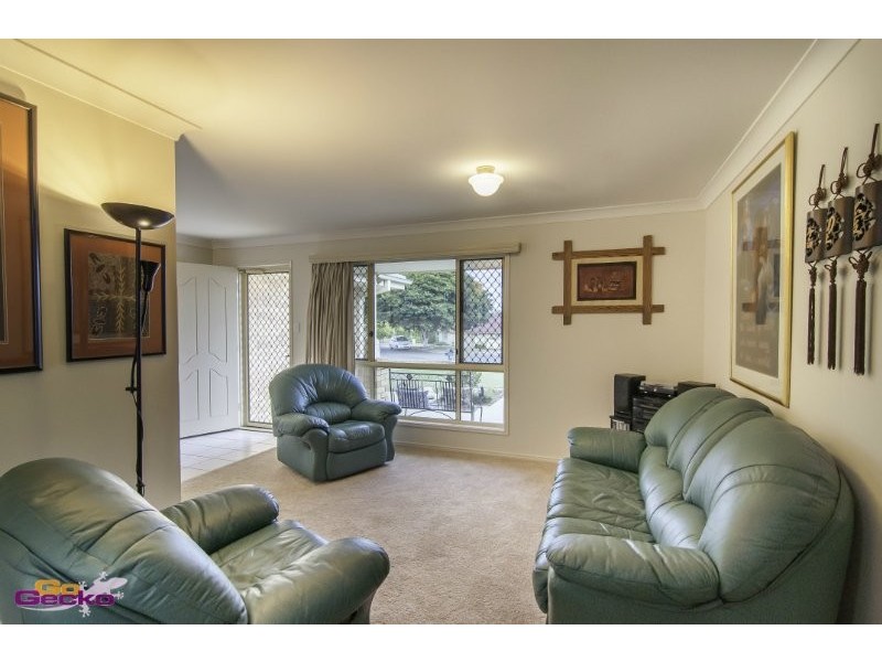 16 Kinross Street, Strathpine QLD 4500