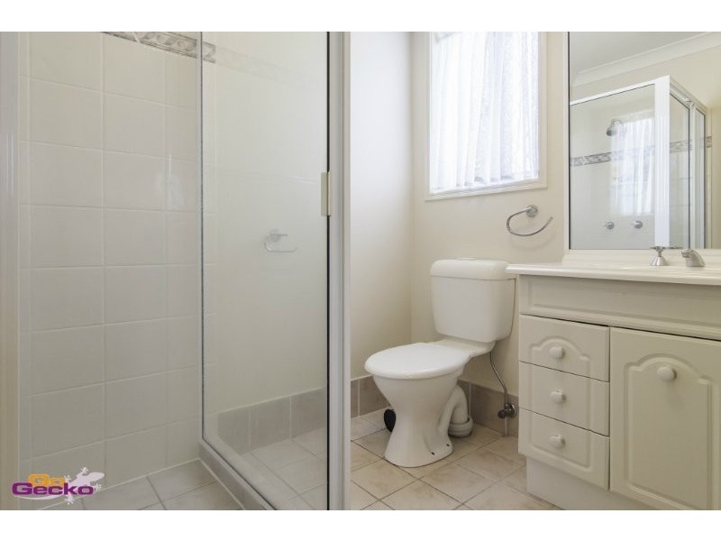 16 Kinross Street, Strathpine QLD 4500