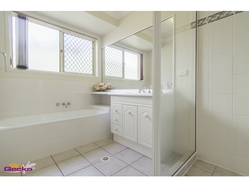 16 Kinross Street, Strathpine QLD 4500