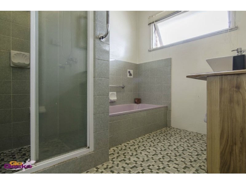 82 Maundrell Terrace, Chermside West QLD 4032