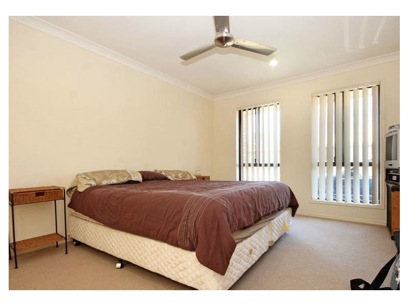 16 Twickenham Place, Bald Hills QLD 4036